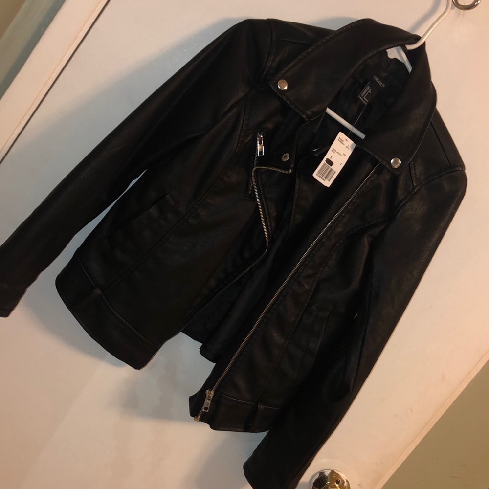 Forever 21 leather jacket brand new!